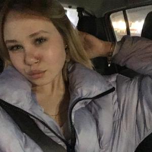 Юленька, 22 года, Нижний Новгород