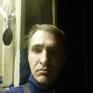 Парни в Новоульяновске: Саша, 38 - ищет девушку из Новоульяновска