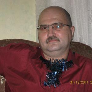 Евгений, 56 лет, Новомосковск