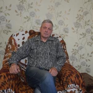 Анатолий, 63 года, Брянск