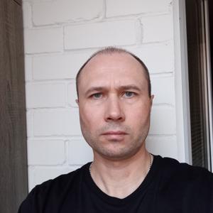 Дмитрий, 39 лет, Волжский