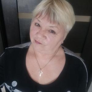 Людмила, 64 года, Приморский