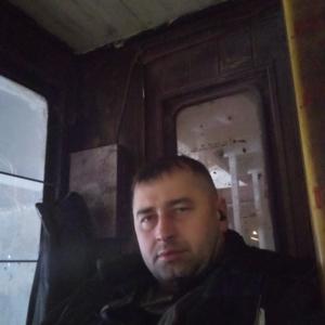 Парни в Краснотурьинске: Вячеслав, 39 - ищет девушку из Краснотурьинска