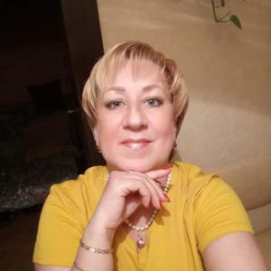 Елена, 55 лет, Братск