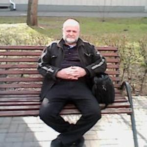 Парни в Волгодонске: Алексей, 65 - ищет девушку из Волгодонска