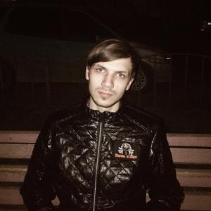 Парни в Арсеньеве: Дмитрий, 24 - ищет девушку из Арсеньева