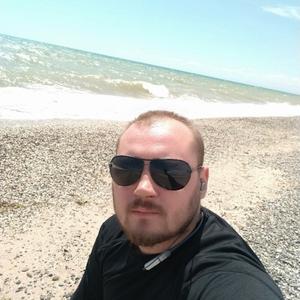 Сергей, 32 года, Крымск