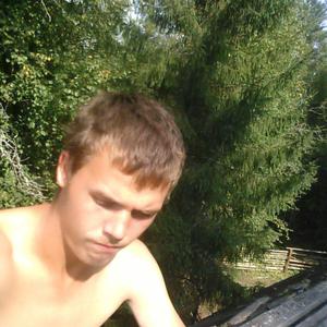 Владислав, 28 лет, Киров