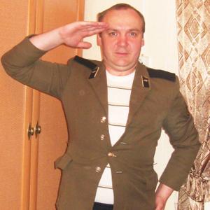 Александр, 48 лет, Листвянка