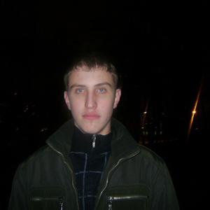 Александр, 30 лет, Брянск
