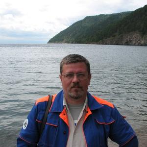 Роман Корнев, 58 лет, Саратов