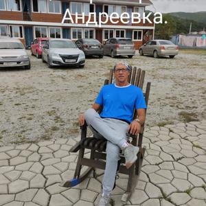 Виктор, 67 лет, Уссурийск