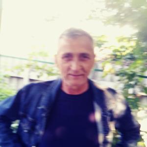 Олег, 66 лет, Ростов-на-Дону
