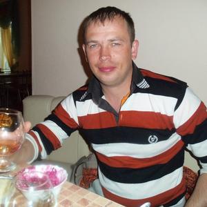 Парни в Селенгинске: Tolya, 41 - ищет девушку из Селенгинска