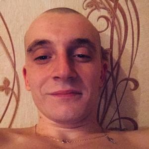 Анатолий, 26 лет, Калининград