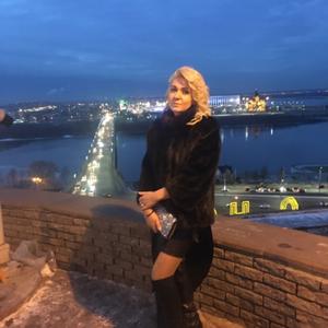 Парни в Нижний Новгороде: Лана, 38 - ищет девушку из Нижний Новгорода
