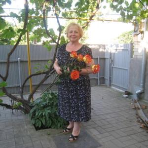 Девушки в Пятигорске: Людмила, 72 - ищет парня из Пятигорска