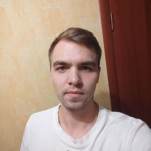 Павел, 25 лет, Саратов