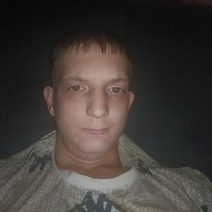Женя, 26 лет, Красноярск Женя, 26 лет, Красноярск