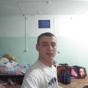 Парни в Ейске: Андрей, 26 - ищет девушку из Ейска