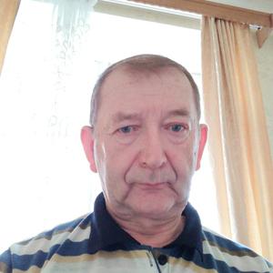 Парни в Шахты: Владимир, 71 - ищет девушку из Шахты