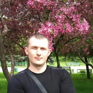Oleg, 24 года, Златоуст