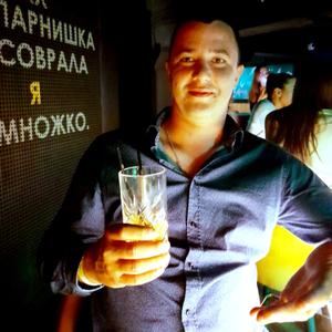 Парни в Владивостоке: Эдуард, 31 - ищет девушку из Владивостока