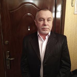 Виталий, 63 года, Балаково