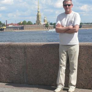 Парни в Таганроге: Александр, 70 - ищет девушку из Таганрога