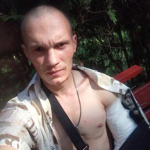 Виталий, 27 лет, Москва