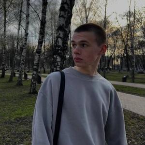 Парни в Нижний Новгороде: Владимир, 18 - ищет девушку из Нижний Новгорода