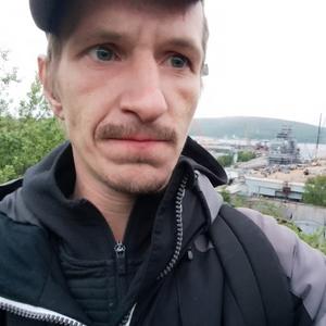 Парни в Кронштадте: Илья, 35 - ищет девушку из Кронштадта