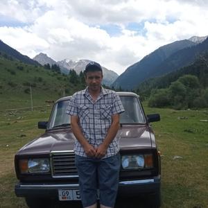 Парни в Караколе (Кыргызстан): Артём, 42 - ищет девушку из Каракола (Кыргызстан)