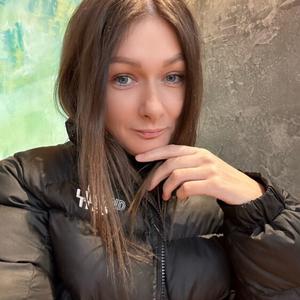 Алена, 38 лет, Москва