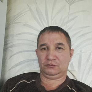 Парни в Новочебоксарске: Тахир, 45 - ищет девушку из Новочебоксарска