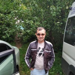 Парни в Вышний Волочке: Алексей, 61 - ищет девушку из Вышний Волочка