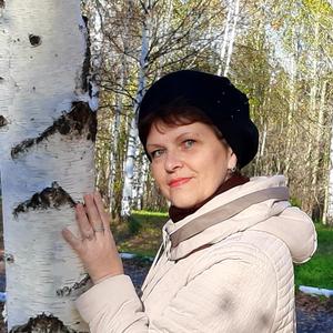 Девушки в Кемерово: Ольга, 60 - ищет парня из Кемерово