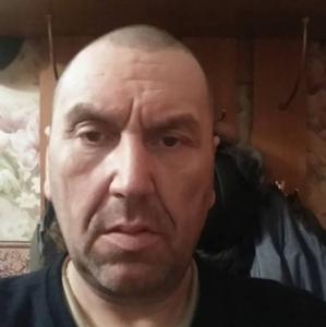 Олег, 55 лет, Магадан
