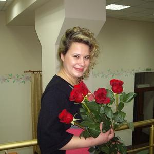 Виктория, 41 год, Псков