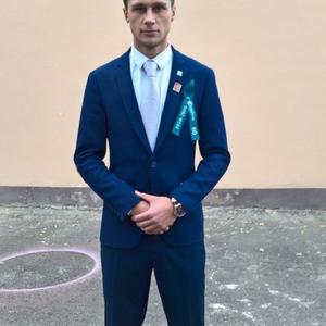 Иван, 30 лет, Светлый