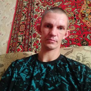 Парни в Сальске: Богдан, 40 - ищет девушку из Сальска