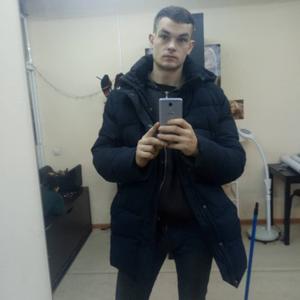 Евгений, 29 лет, Луга
