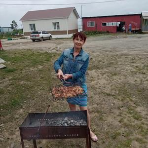 Девушки в Владивостоке: Ольга, 57 - ищет парня из Владивостока