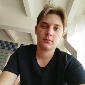 Андрей, 20 лет, Братск