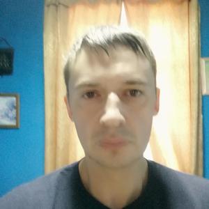 Игорь, 46 лет, Артем