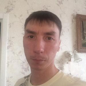 Василий, 40 лет, Тюмень
