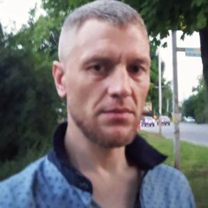 Парни в Ессентуках: Николай, 40 - ищет девушку из Ессентуков