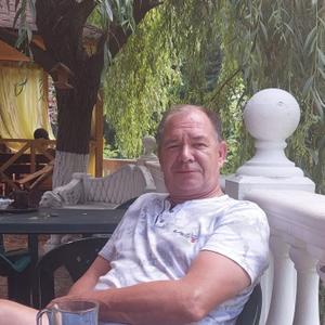 Роман, 54 года, Владивосток
