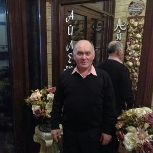 Рома Шугушев, 54 года, Нальчик
