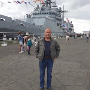 Александр, 63 года, Крымск